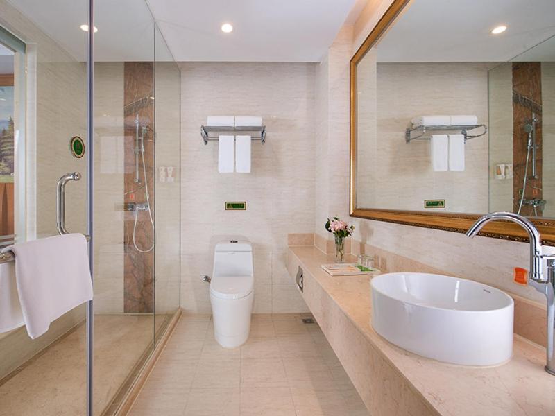 Vienna Hotel Guangdong Zhongshan Nanlang Екстер'єр фото